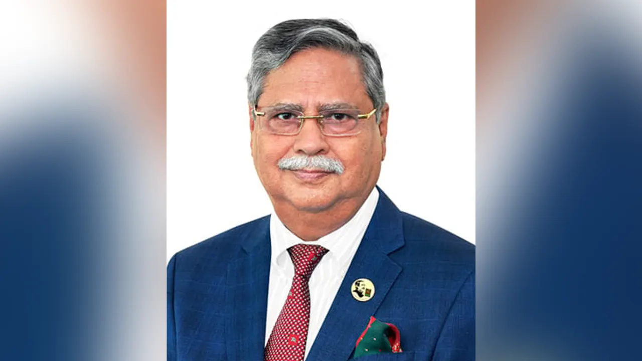 জুলাই শহিদদের আত্মত্যাগ মনে করিয়ে দেয় ক্ষমতার মালিক জনগণ: রাষ্ট্রপতি